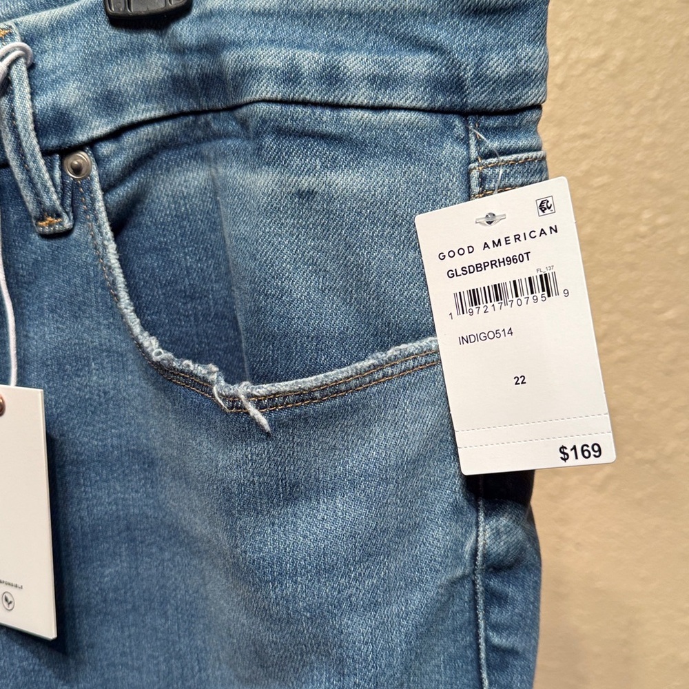 Women’s size 22 light blue wash straight legs raw hem denim crop jeans $169 - Picture 3 of 10